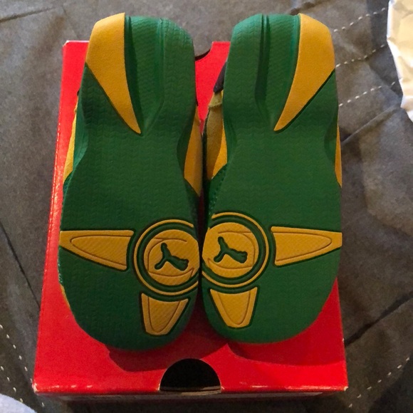 Ferrari sponsored puma infant Sneakers - Picture 5 of 7